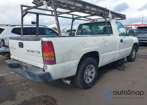 2002 Chevrolet Silverado 1500 Commercial z USA, uszkodzony, nr VIN 1GCEC14W82Z304435